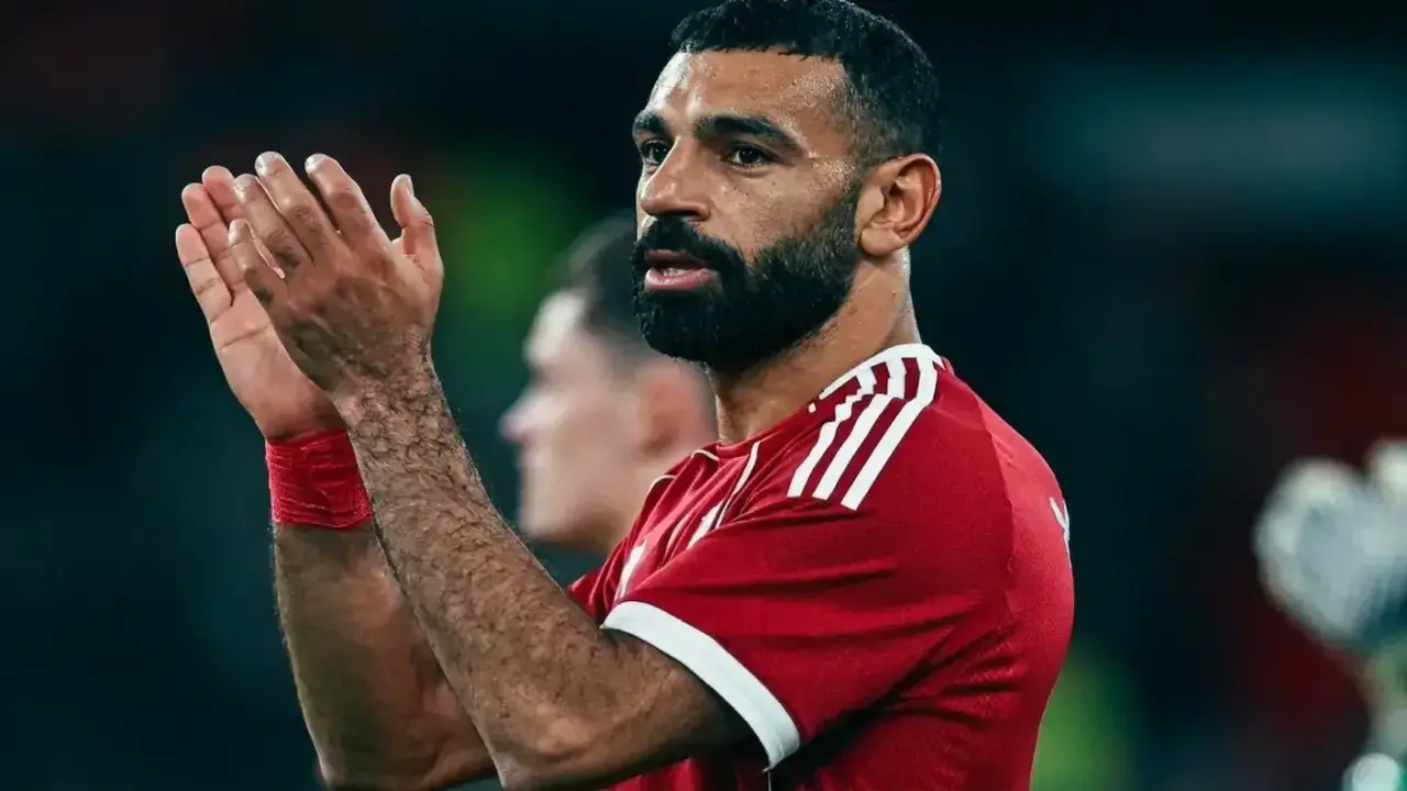 قرار مفاجئ من يورجن كلوب يفتح باب التكهنات حول مستقبل محمد صلاح بليفربول